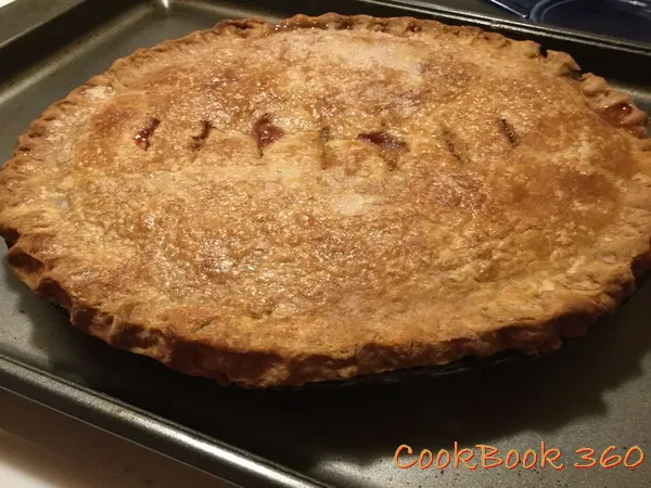 	Zendeas Strawberry Rhubarb Pie	